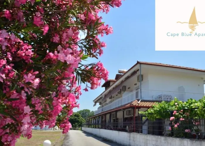 Cape Blue * Paralía Skotínis